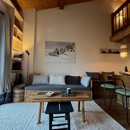 Appartement Ensoleille Aux Tines, Vue Massif Шамони Экстерьер фото